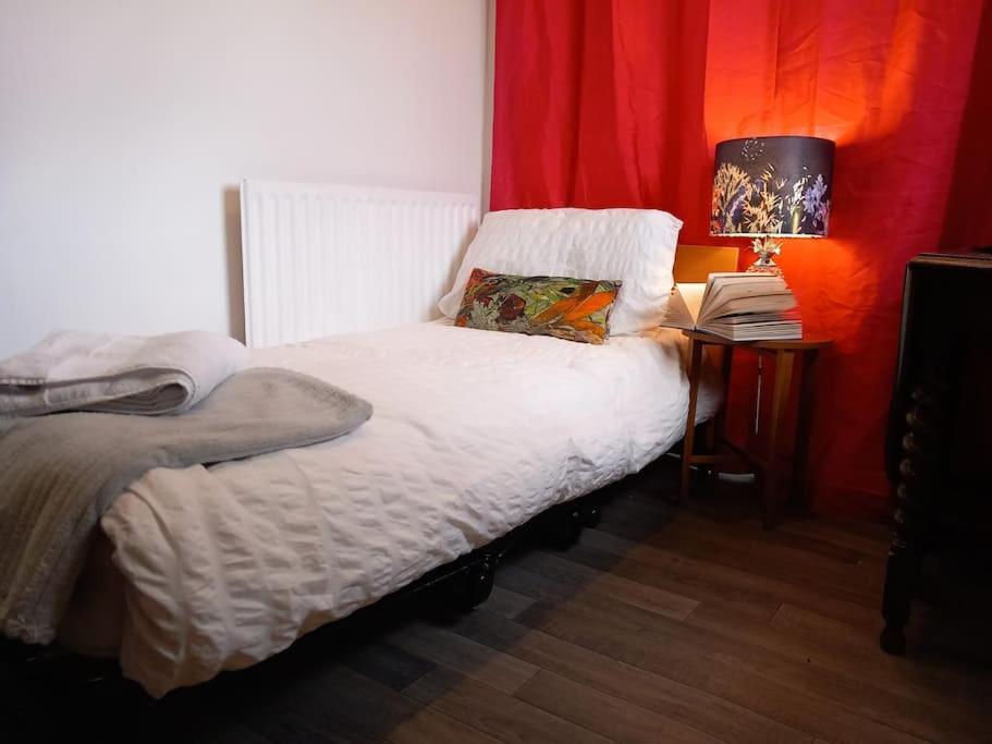 Peaceful Home From Home - Spacious 3 Bedroom House Accommodating 7 - Ideal For Families And Workers Gateshead Ngoại thất bức ảnh