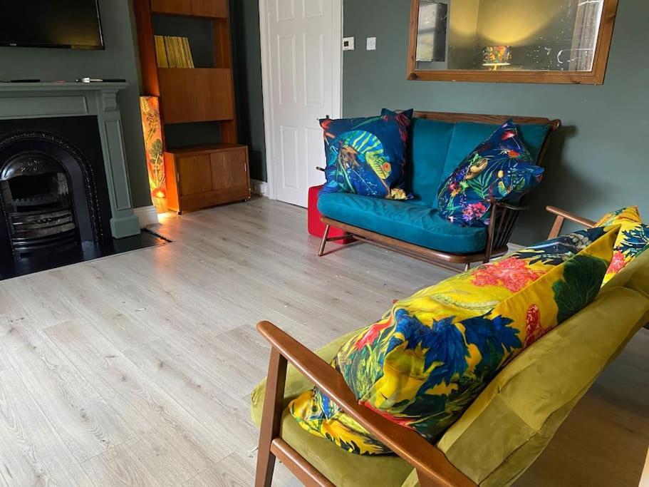 Peaceful Home From Home - Spacious 3 Bedroom House Accommodating 7 - Ideal For Families And Workers Gateshead Ngoại thất bức ảnh