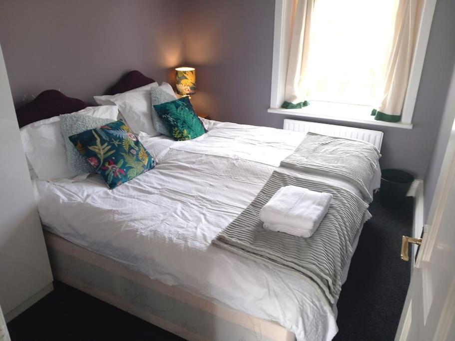 Peaceful Home From Home - Spacious 3 Bedroom House Accommodating 7 - Ideal For Families And Workers Gateshead Ngoại thất bức ảnh